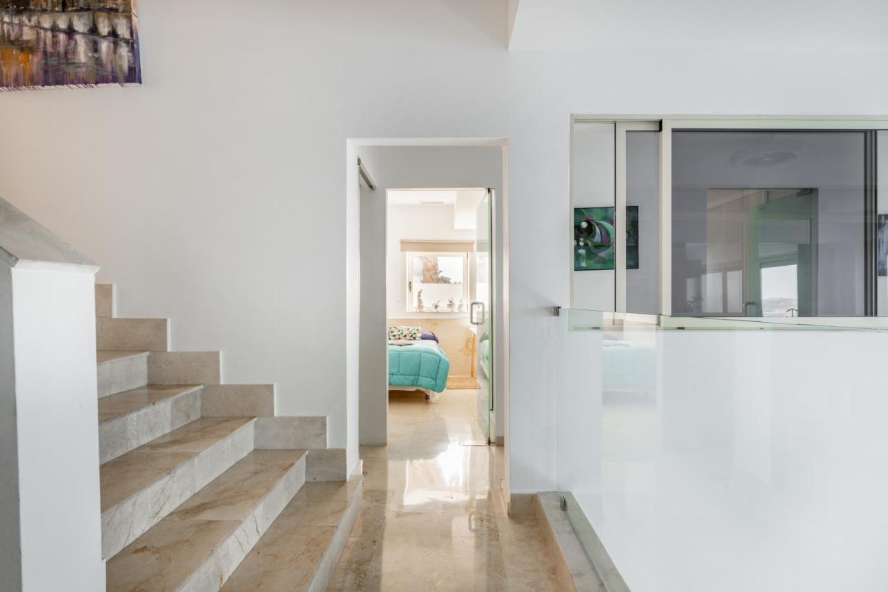 Exclusive Seafront Villa,Private Pool,Gym,Bbq El Toro  Zewnętrze zdjęcie
