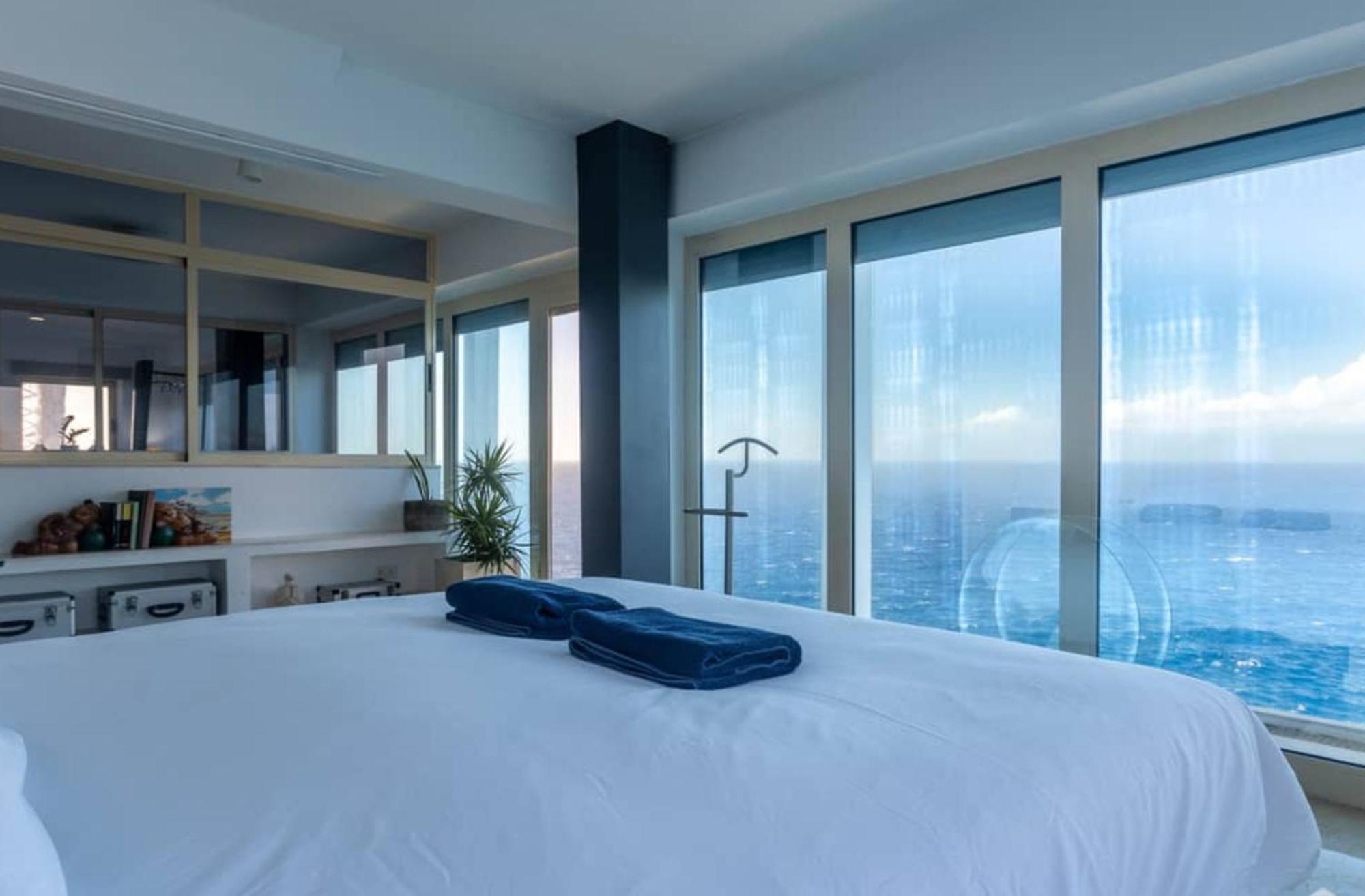 Exclusive Seafront Villa,Private Pool,Gym,Bbq El Toro  Zewnętrze zdjęcie